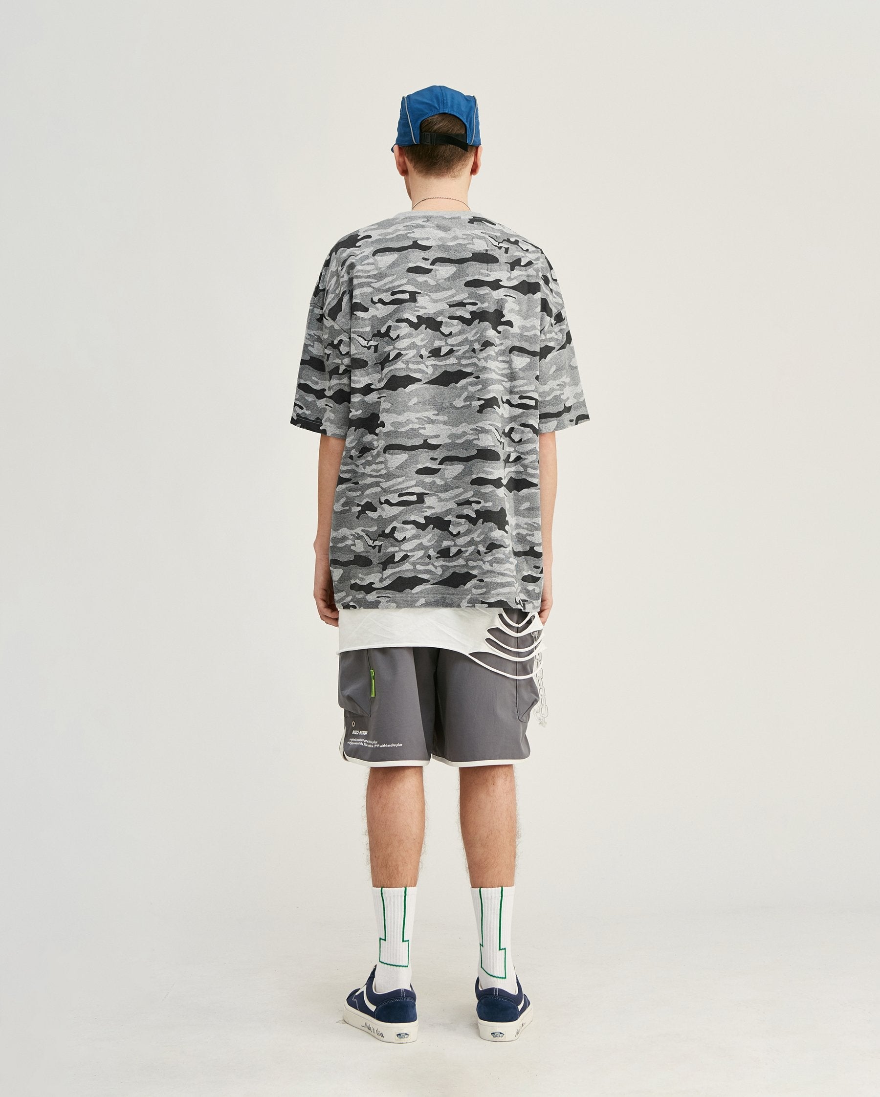 T-shirt Streetwear à effet camouflage - Gris